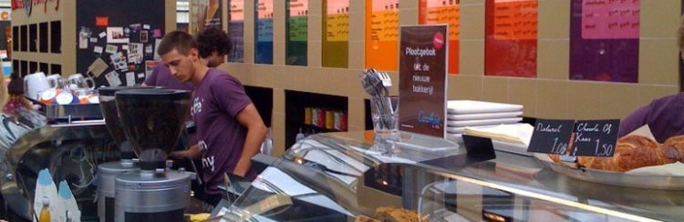 Starting A Coffee Shop – Franchise or Independent?